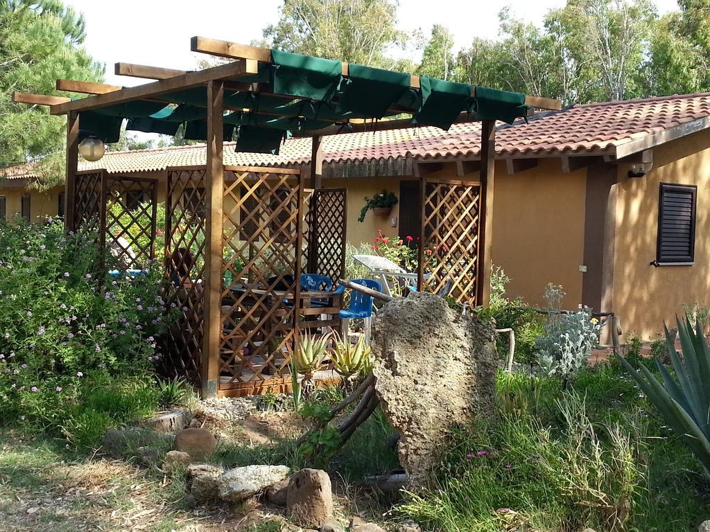 Tharros B&B San Giovanni di Sinis Εξωτερικό φωτογραφία